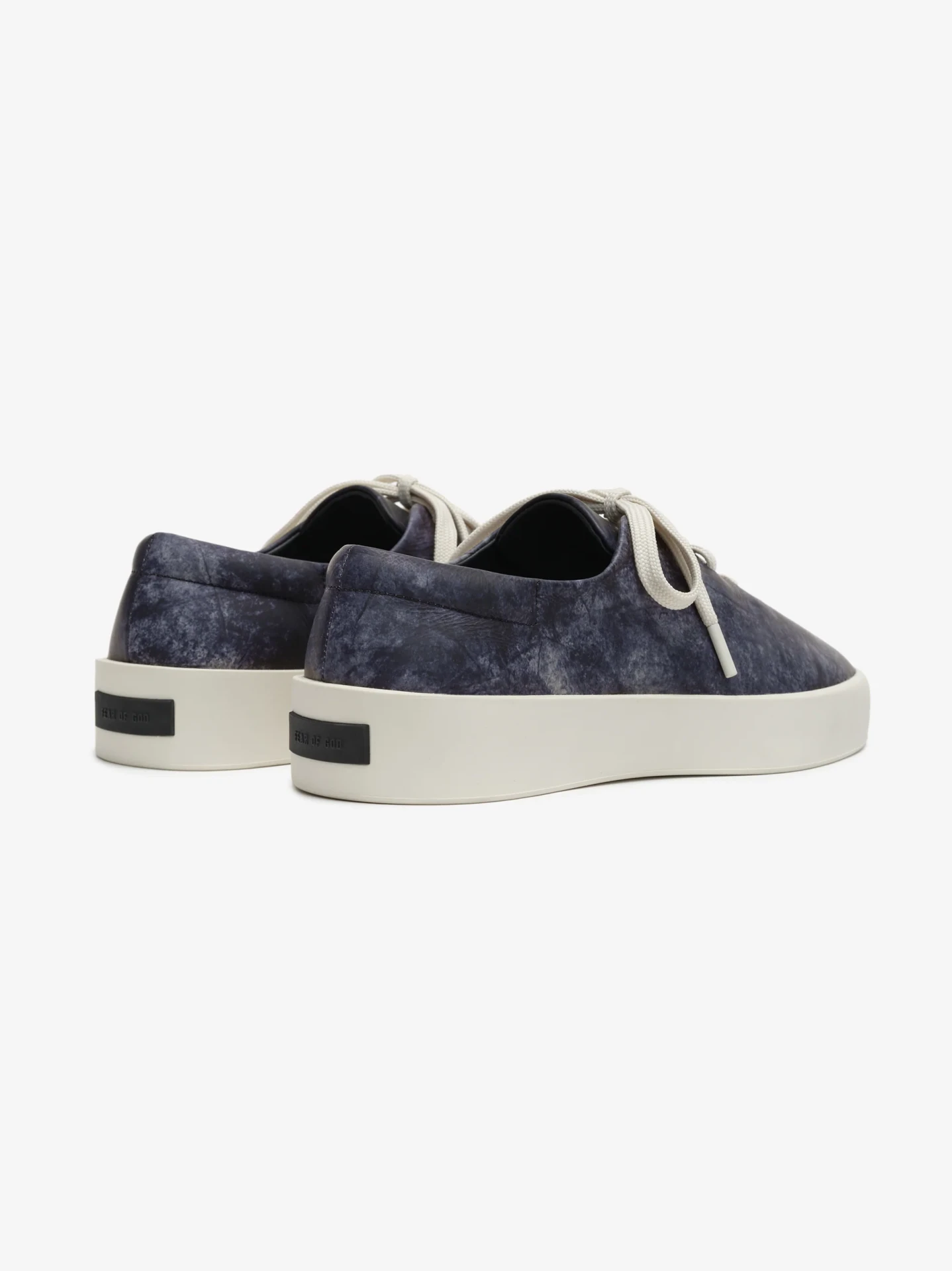 101 SNEAKERS IN WASHED INDIGO