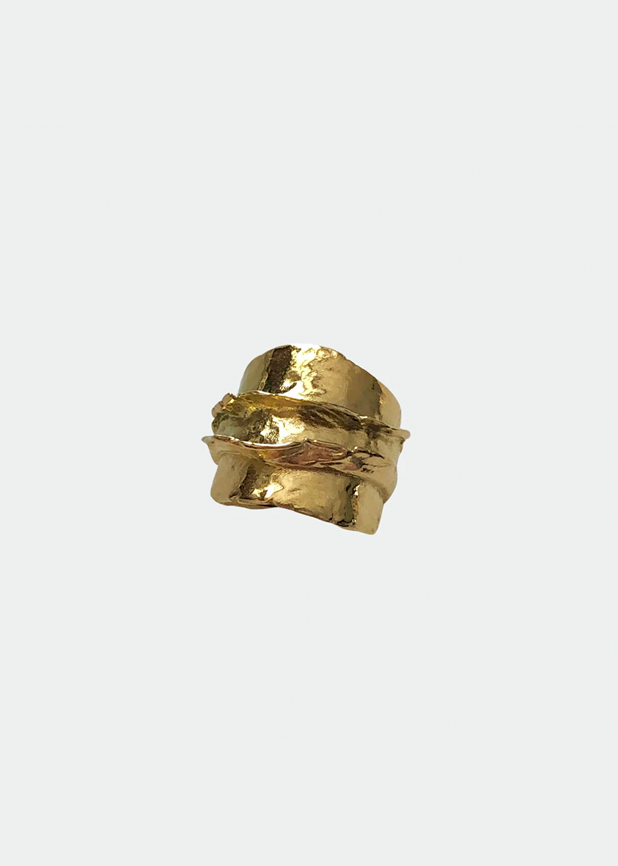 GOLD STRIAE RING