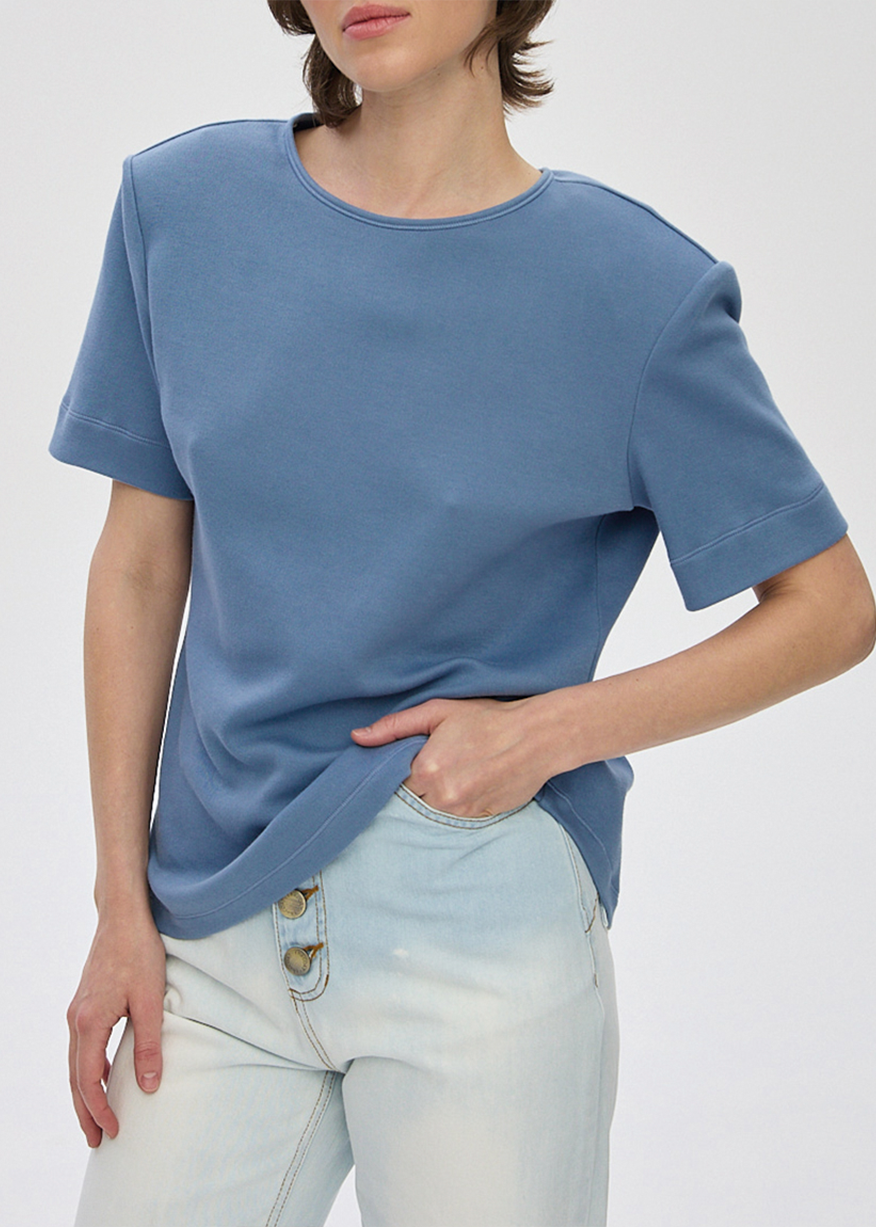 PADDED SHOULDERS T-SHIRT IN BLUE