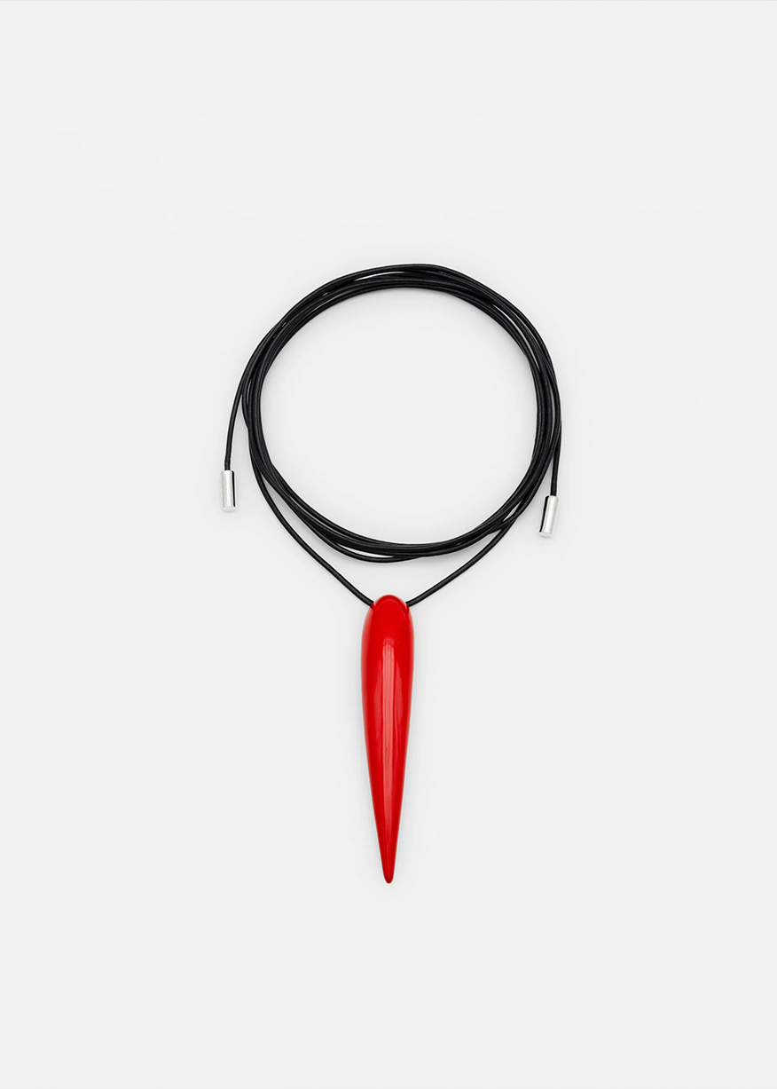 NAIL NECKLACE IN RED