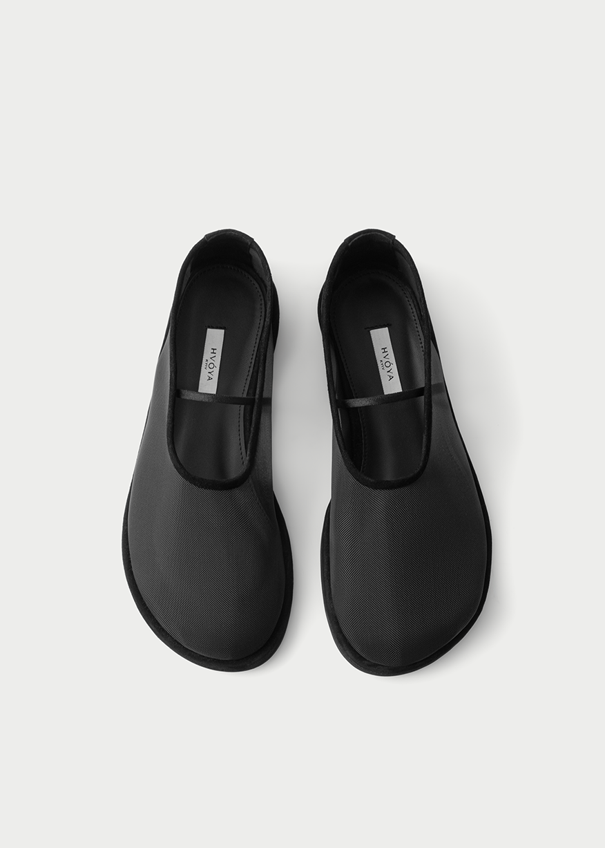 SATIE BALLERINAS IN BLACK