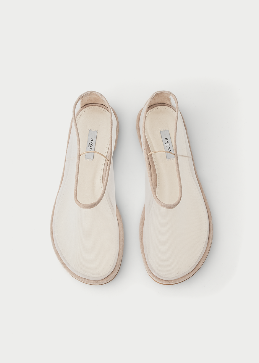 SATIE BALLERINAS IN MILK