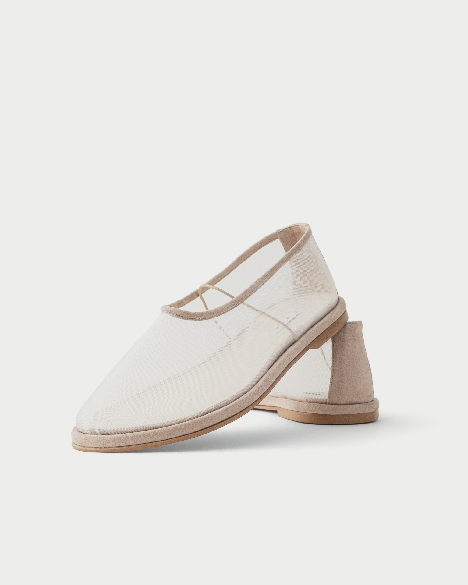 SATIE BALLERINAS IN MILK