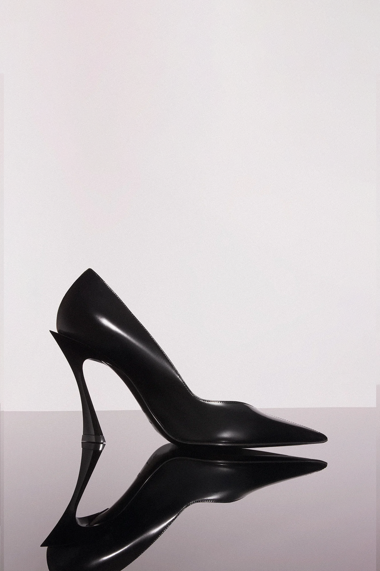 PUMP BRUSHED CALF BLACK / GUNMETAL HEEL