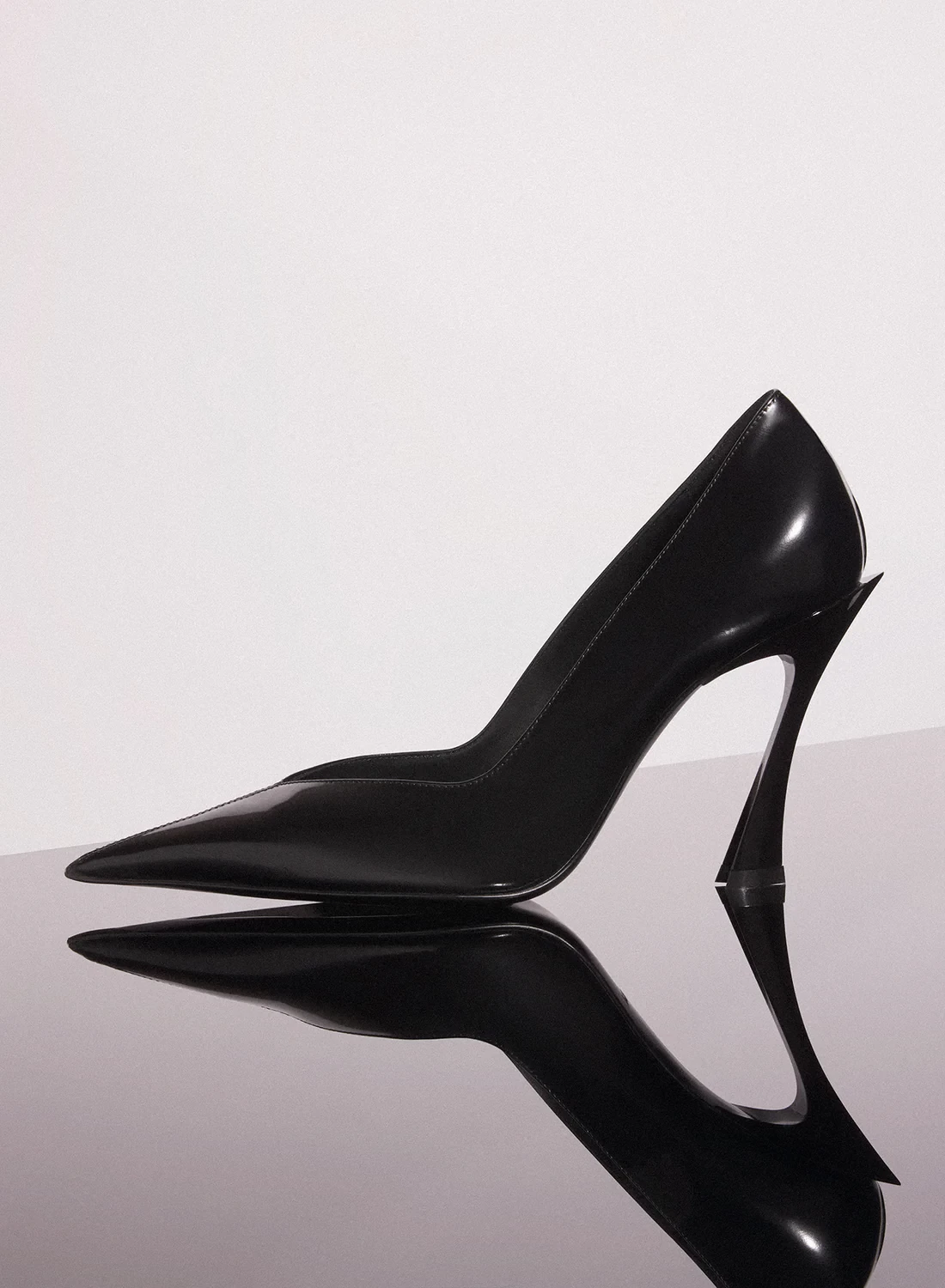 PUMP BRUSHED CALF BLACK / GUNMETAL HEEL