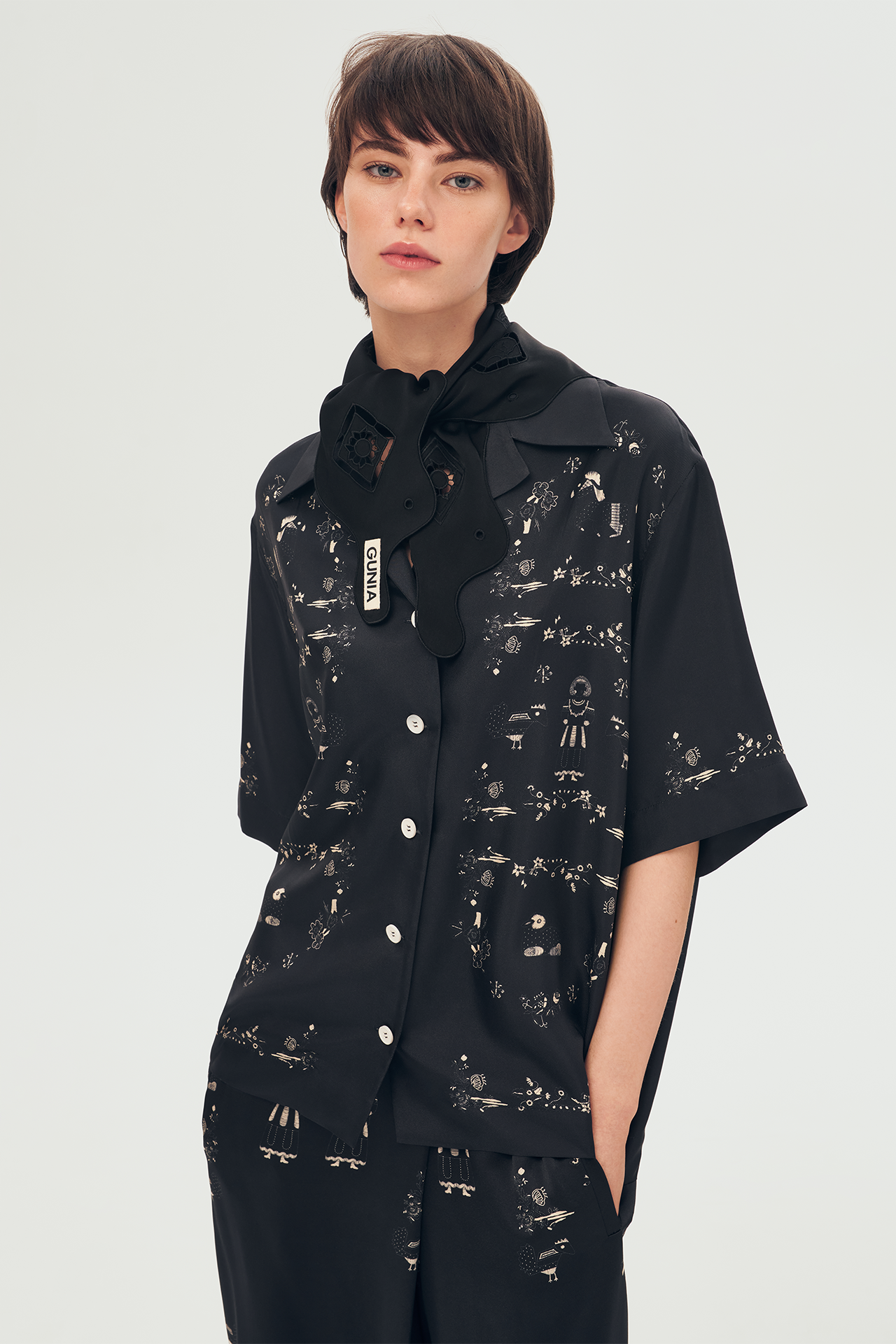 VELKA PRINT SILK SHIRT IN BLACK