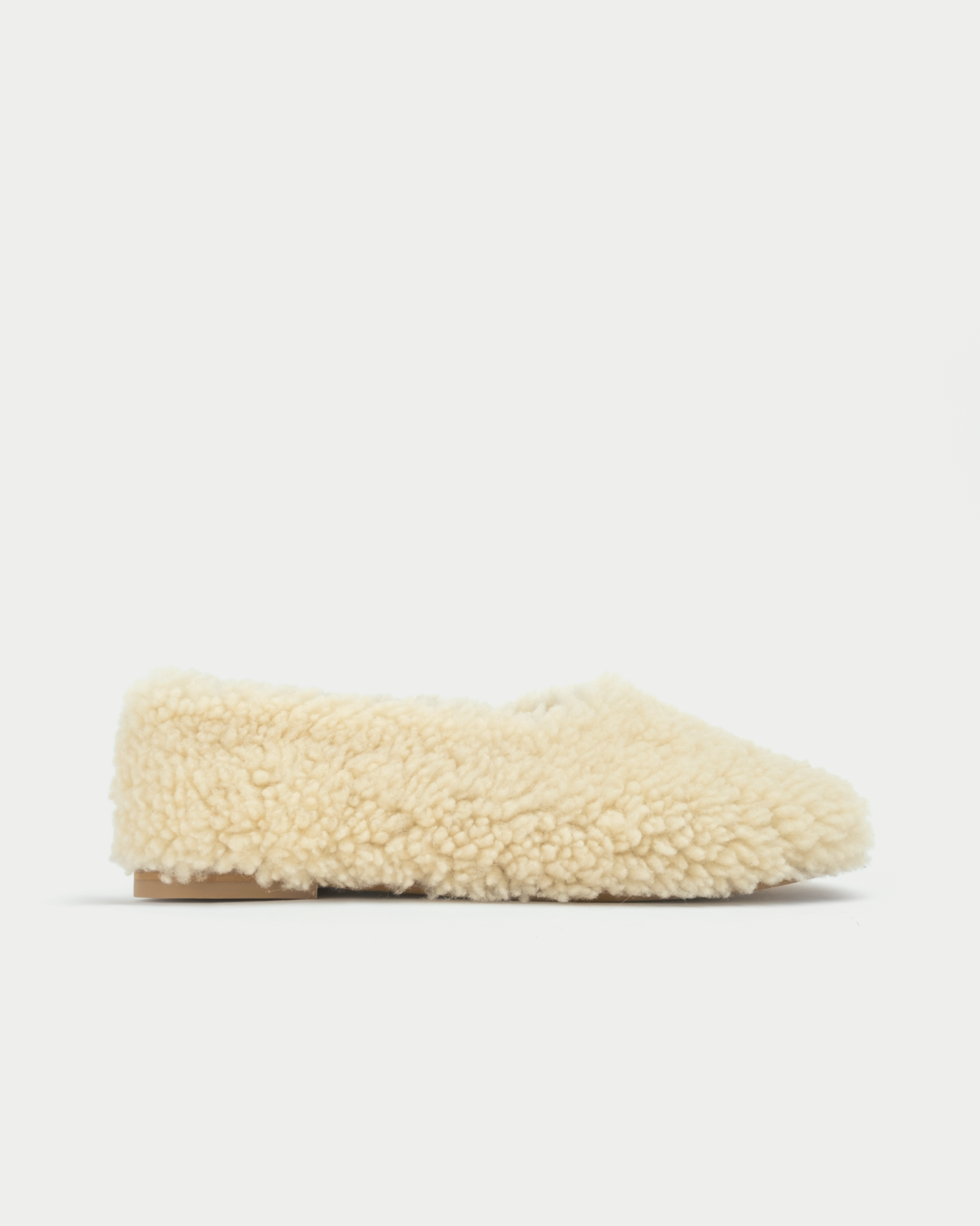 FUR-FUR BALLERINAS IN MILK / SHORT