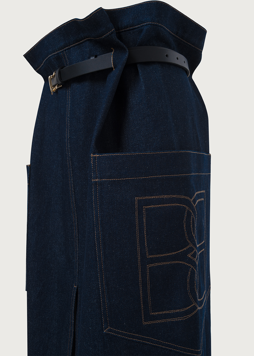 RECTANGULAR DENIM SKIRT IN DARK BLUE