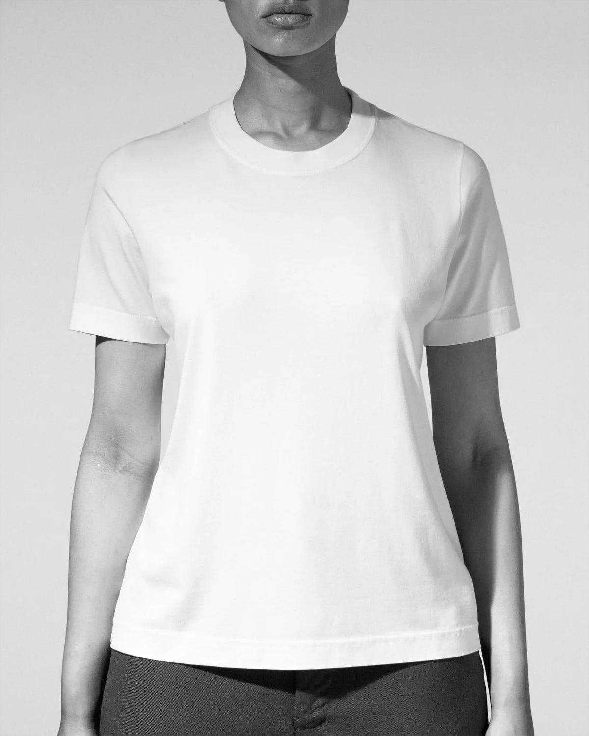 CREW NECK T-SHIRT IN WHITE