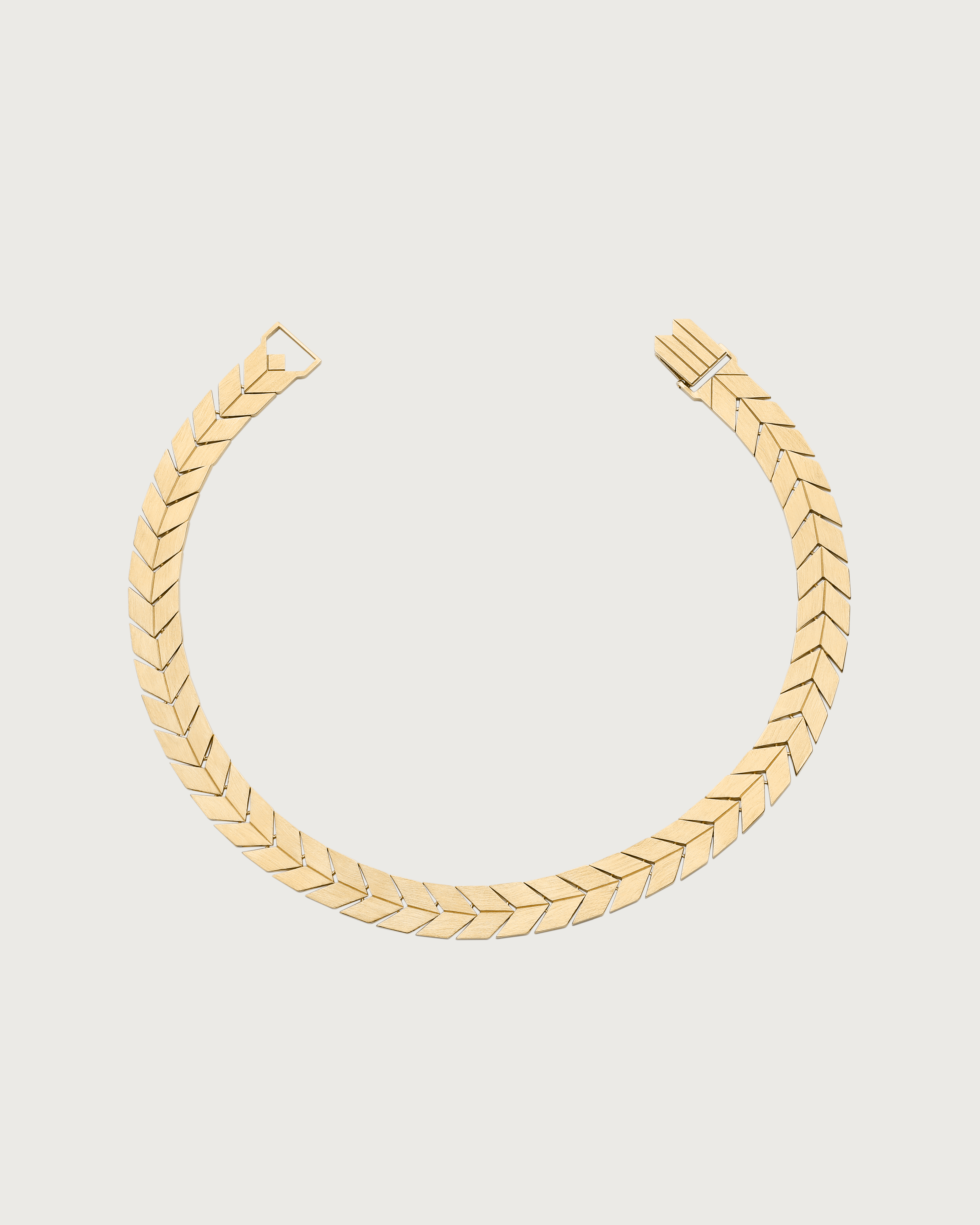 FLAT SPIKELET CHOKER IN GOLD