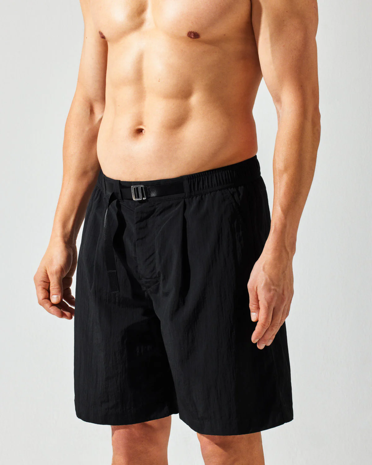 BERMUDA SWIM SHORTS IN BLACK