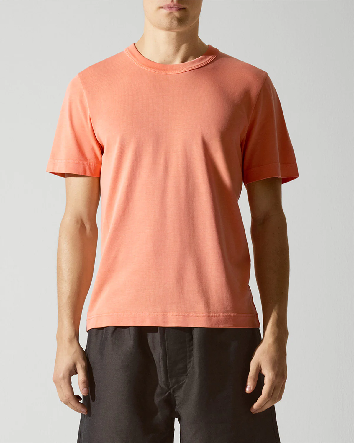 HEAVYWEIGHT T-SHIRT IN CANTALOPE