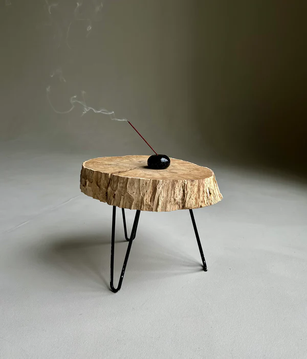 ZEN INCENSE HOLDER IN BLACK