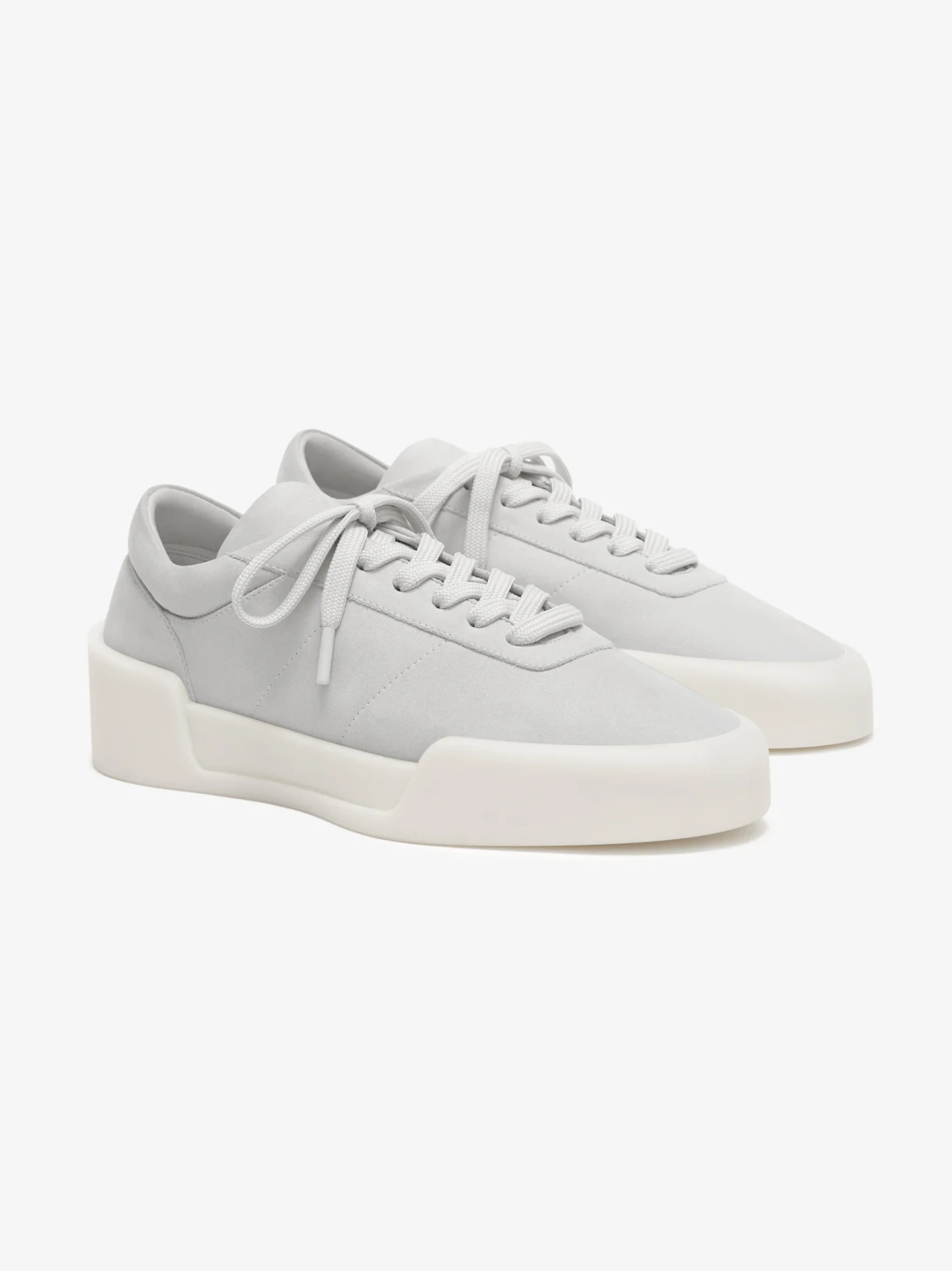 AEROBIC LOW SNEAKERS IN LIGHT GREY