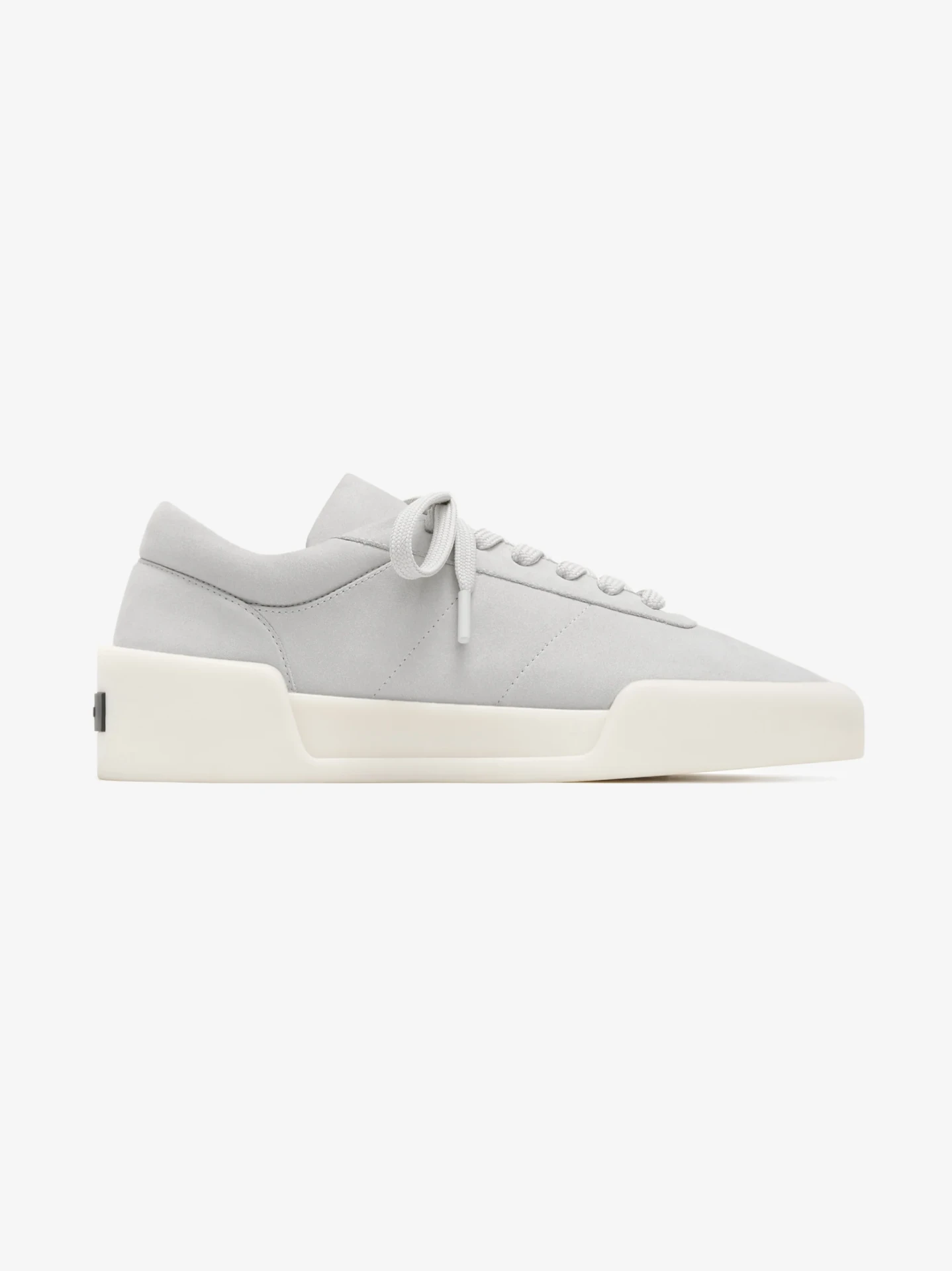 AEROBIC LOW SNEAKERS IN LIGHT GREY