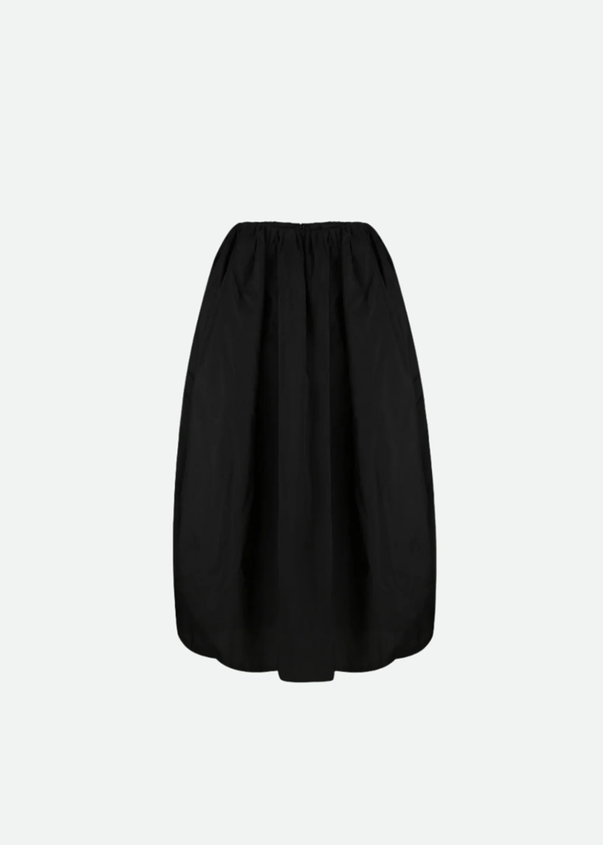 BALLOON LONG SKIRT IN BLACK