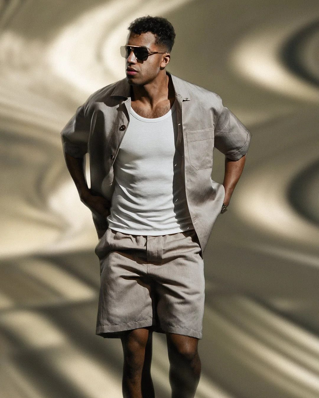BERMUDA SHORTS IN HAZEL BEIGE