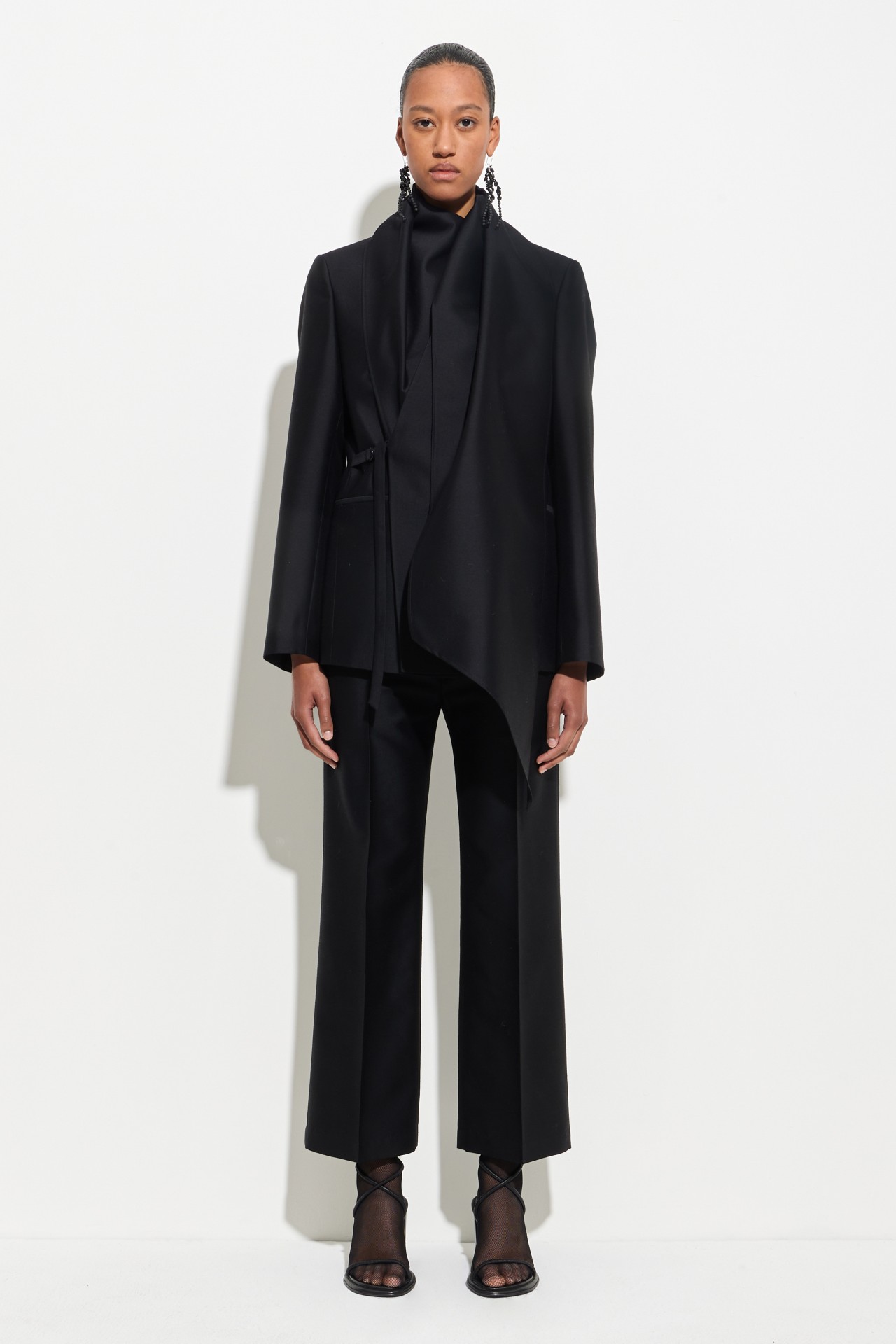 BLAZER WITH DRAPED SCARF IN BLACK