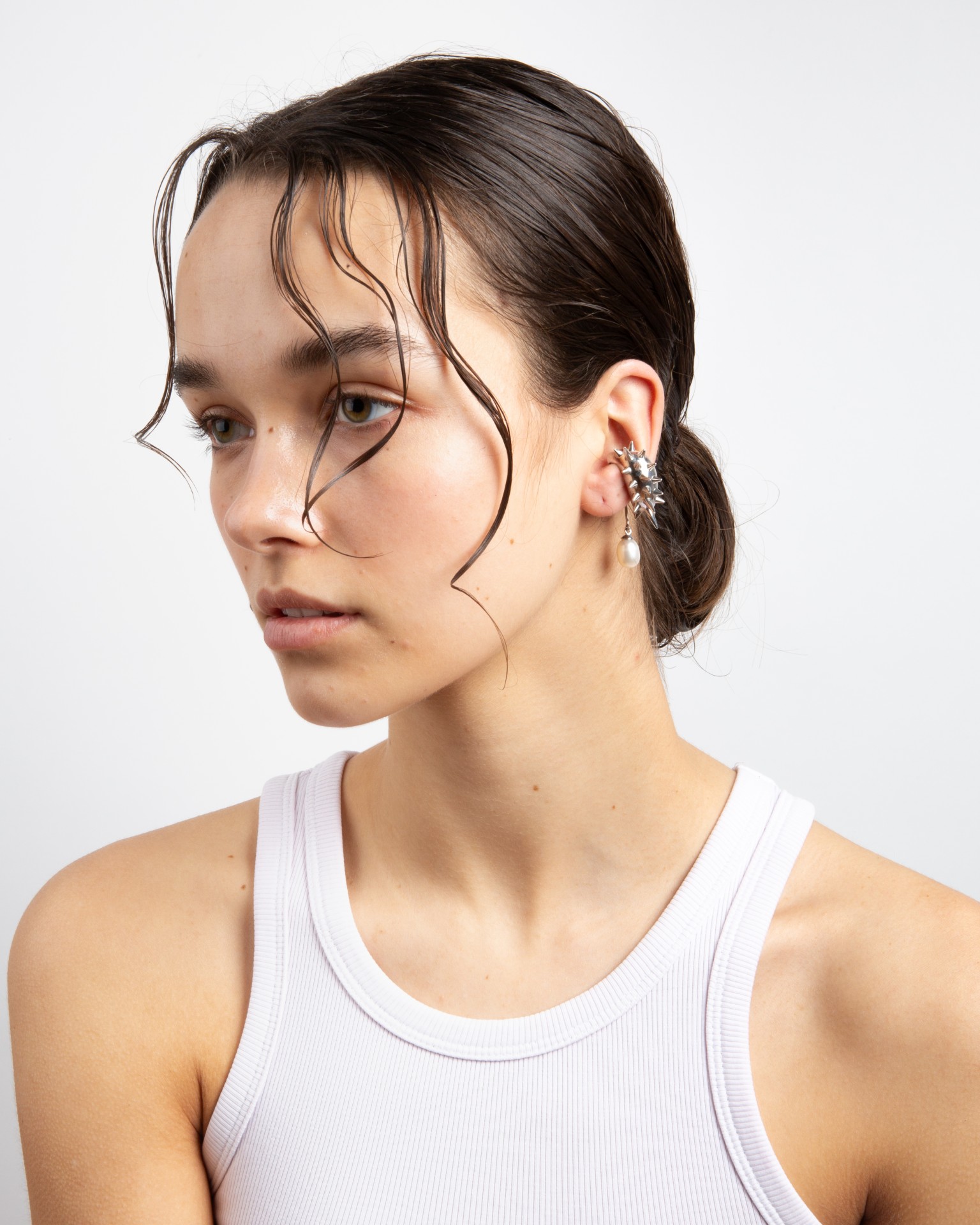 BLOWN DROP SPIKE EAR CUFF WITH FRESHWATER PEARL