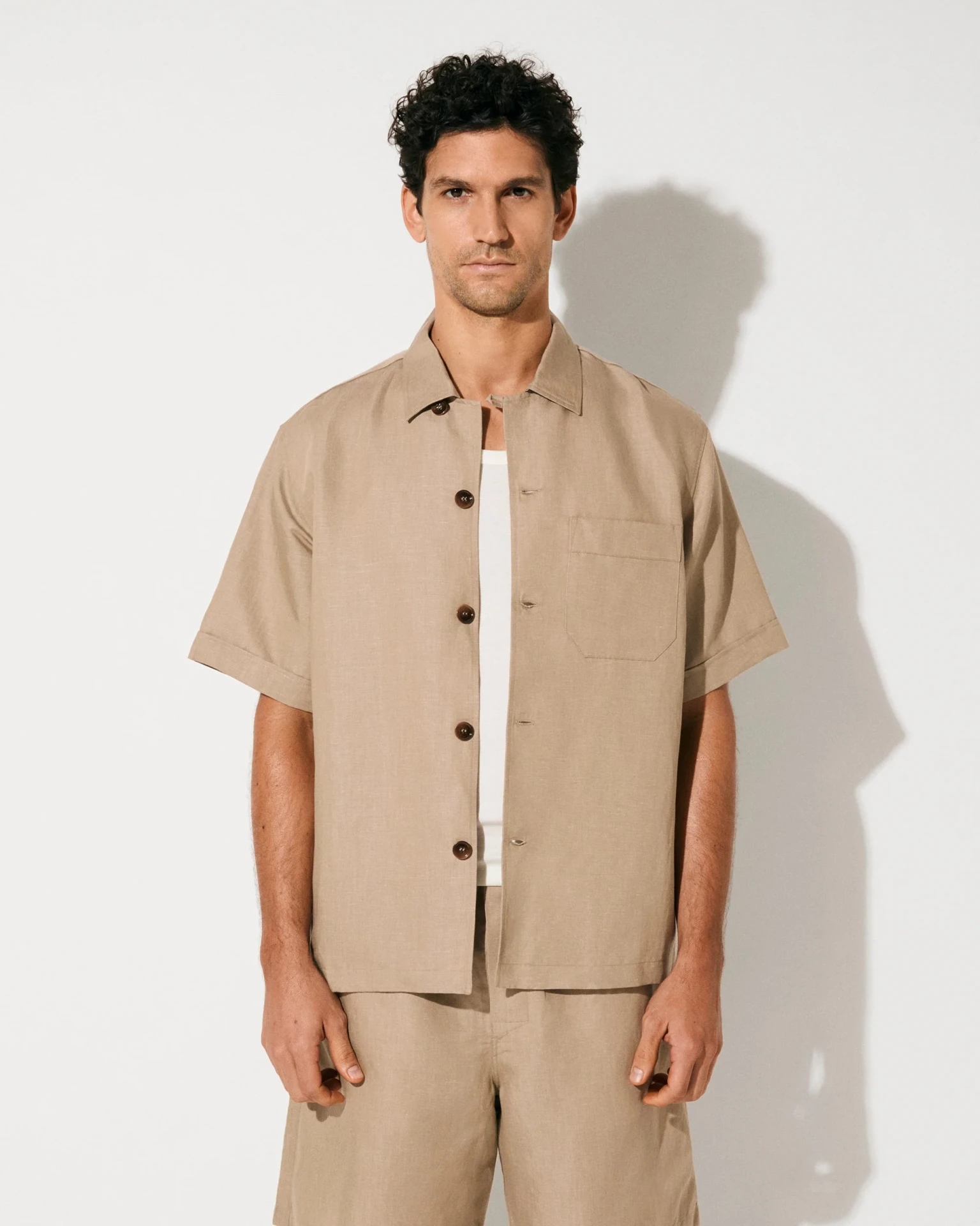 CAMP COLLAR SHIRT AND TROUSERS IN HAZEL BEIGE