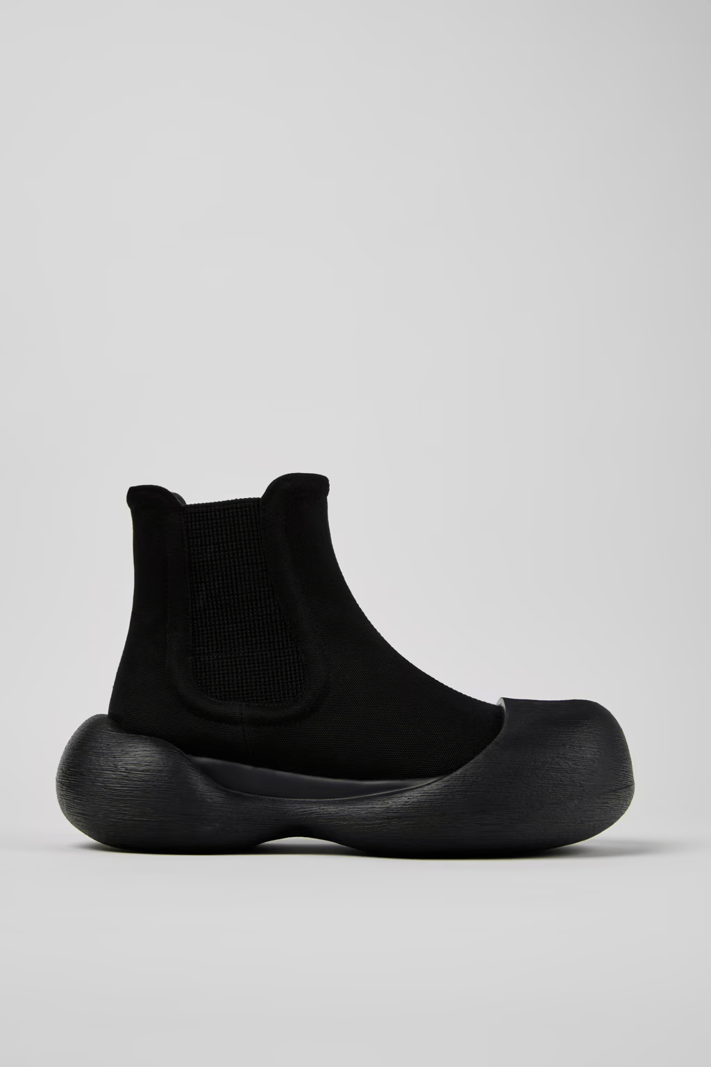 CARAMBA ANKLE BOOTS IN BLACK