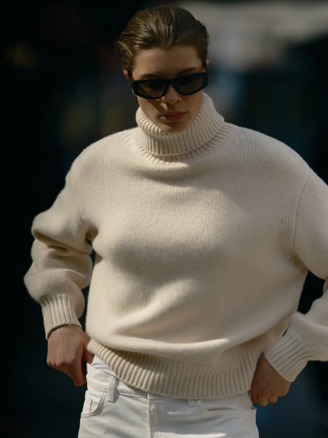 CHUNKY TURTLENECK IN WHITE