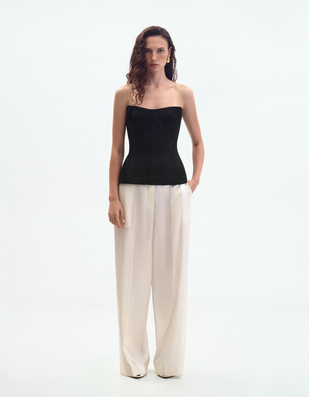 CORSET WITH GEOMETRIC DETAILS