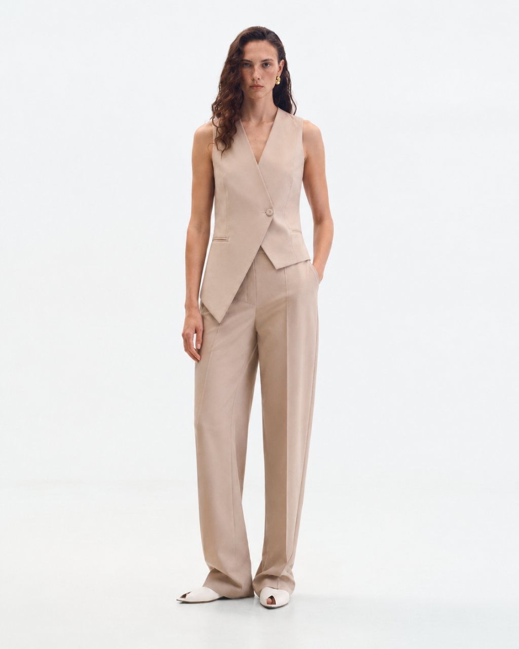 TAUPE ASYMMETRIC-HEM VEST