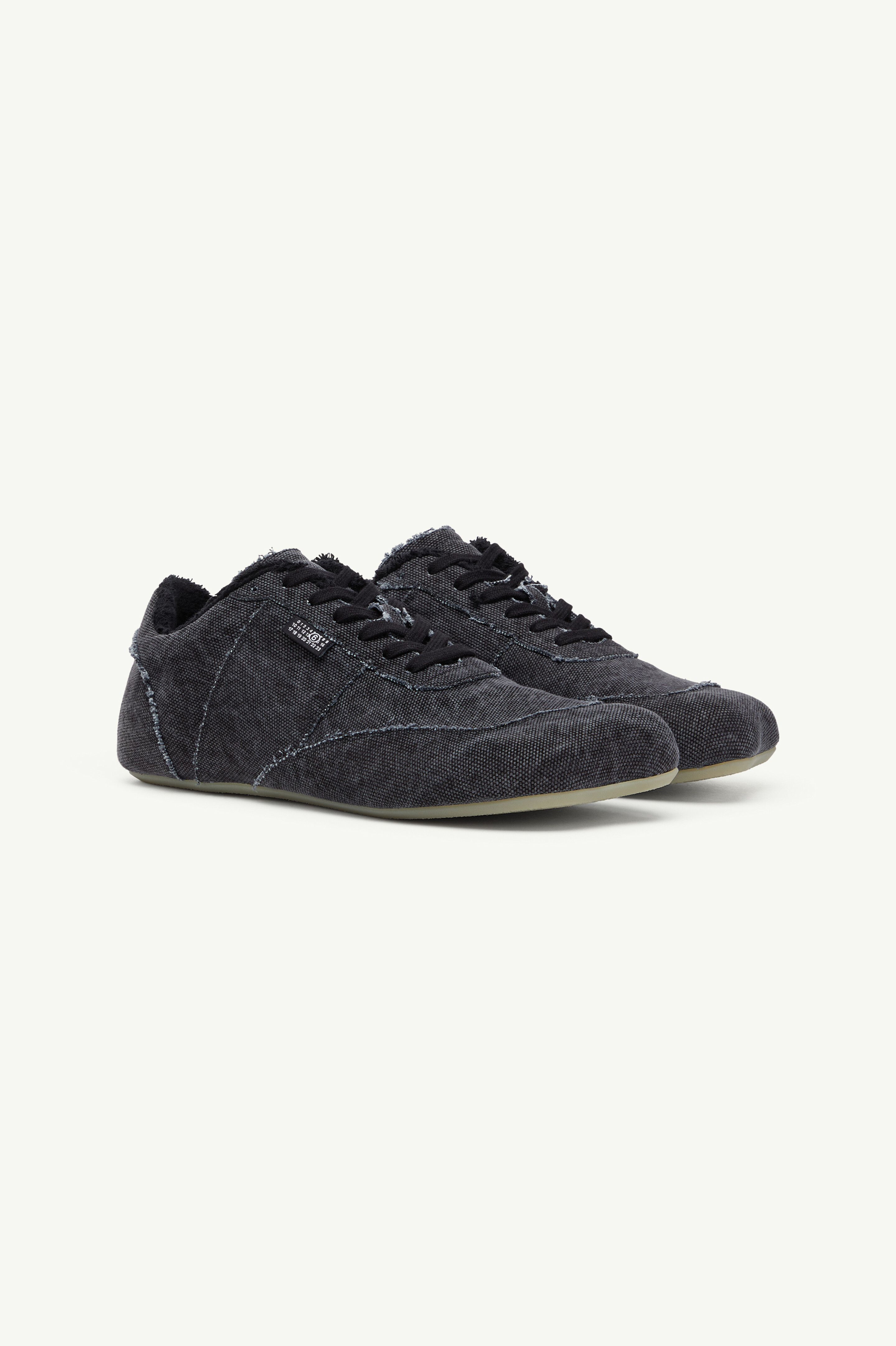 SNEAKERS BLACK