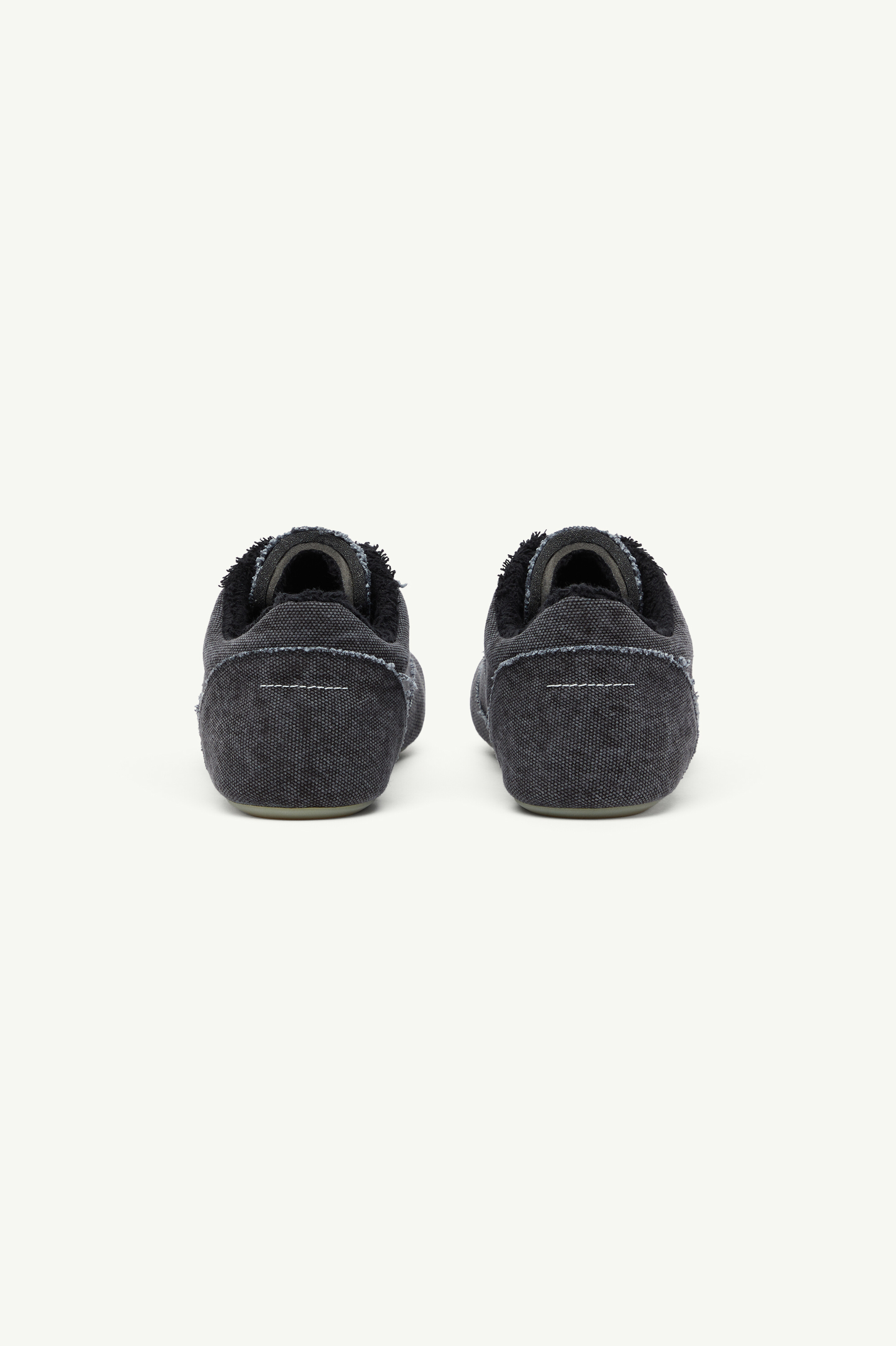 SNEAKERS BLACK