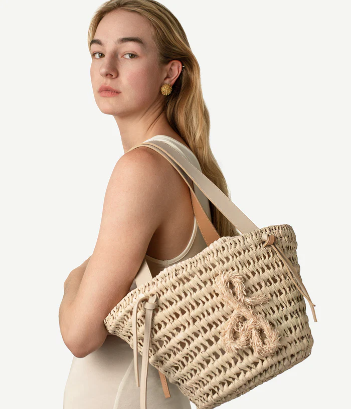 TOTE BAG IN NATURAL STRAW