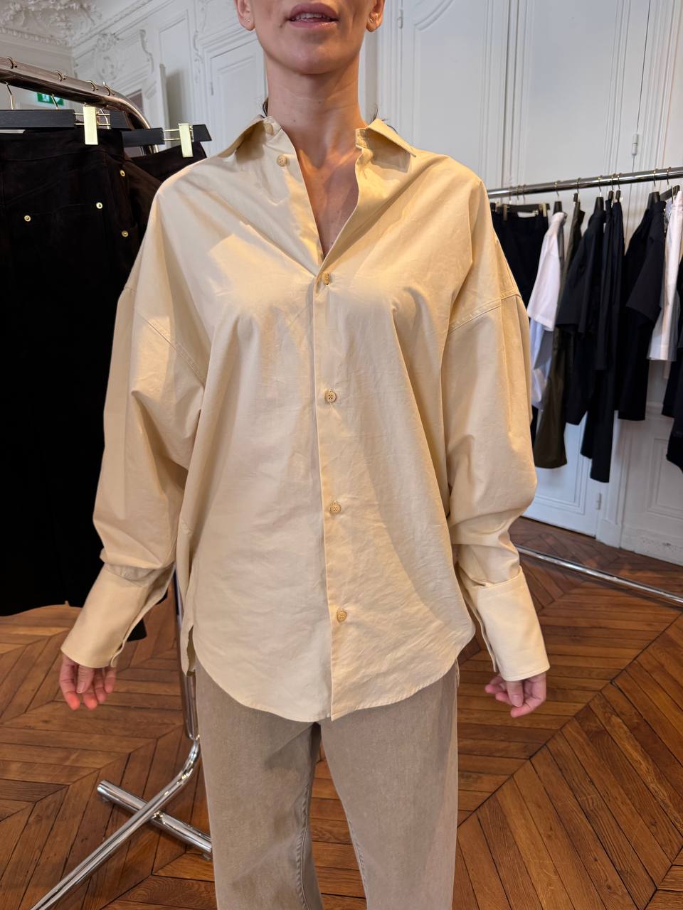 CARLA - PARACHUTE POPELINE OVERSIZE SHIRT IN SAND