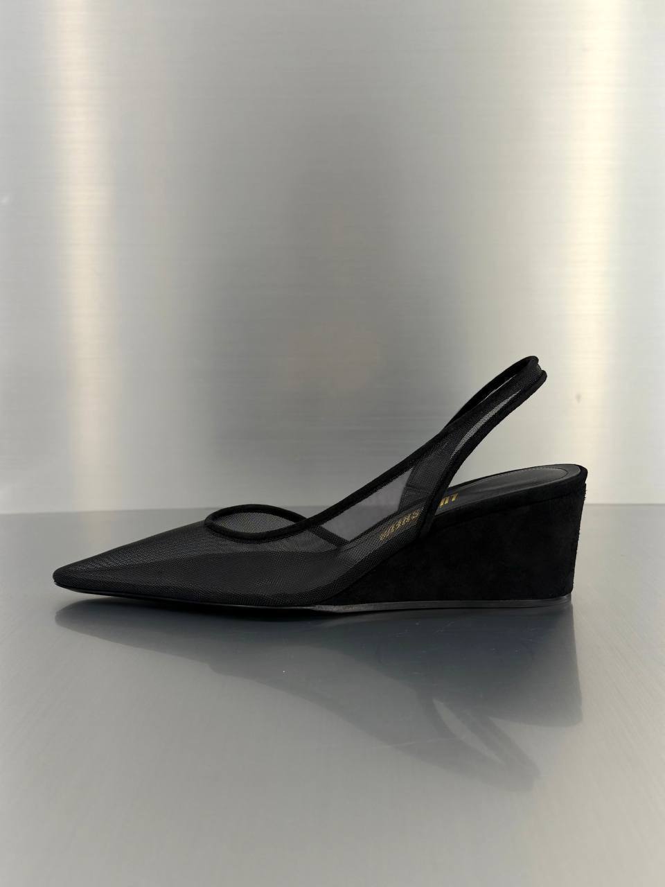 ILARIA BLACK