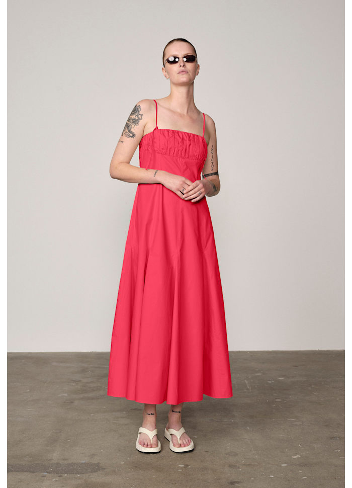 MARCO DRESS IN RED