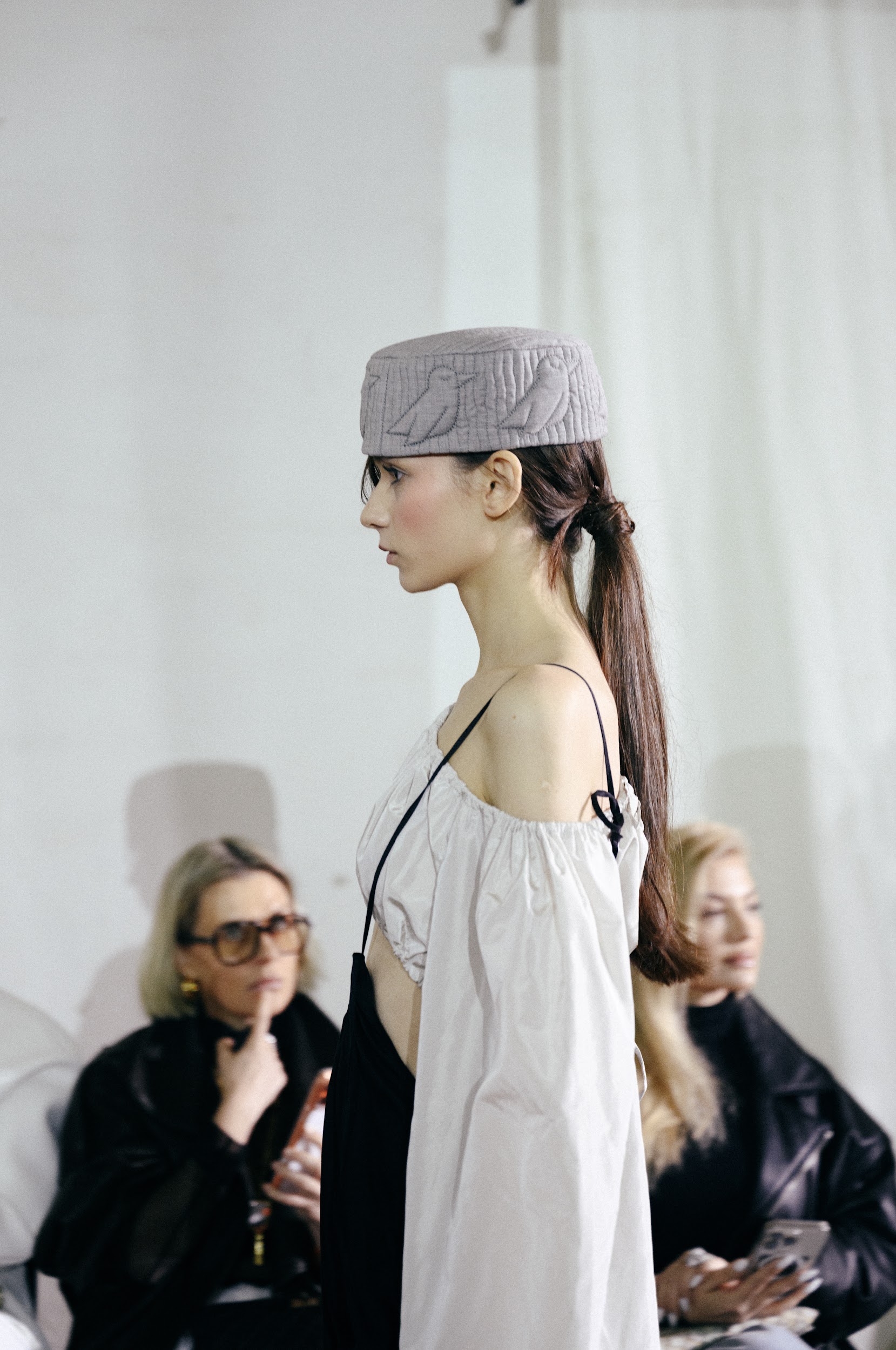 PILLBOX HAT (BLACK & GREY)