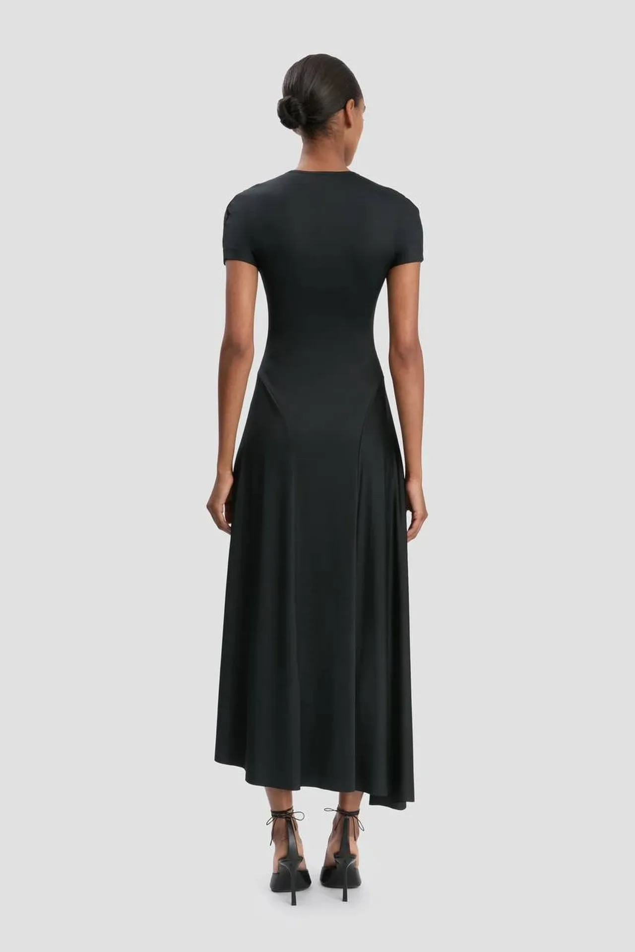 ZIPPED FRONT MIDI DRESS IN BLACK