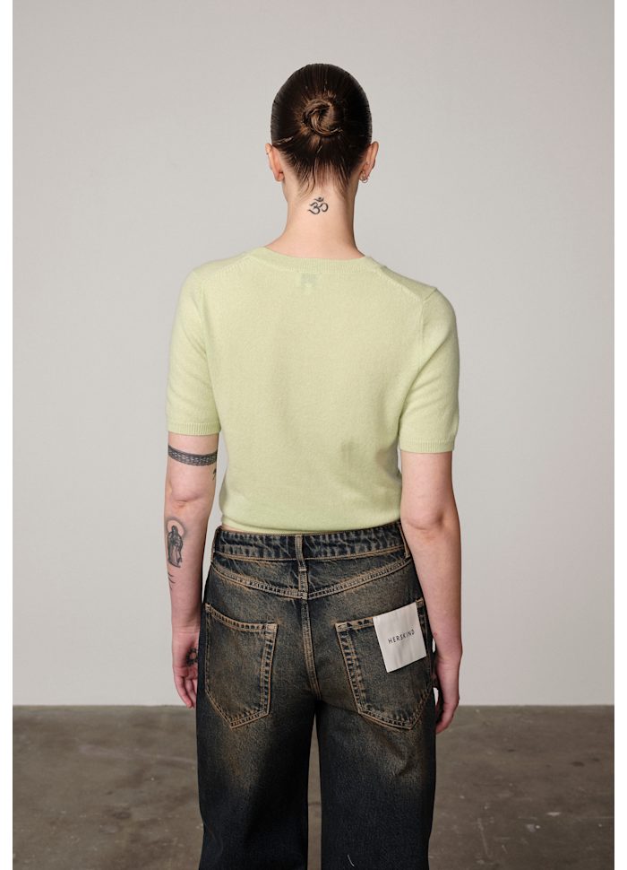 THORA KNIT T-SHIRT IN PISTACIO