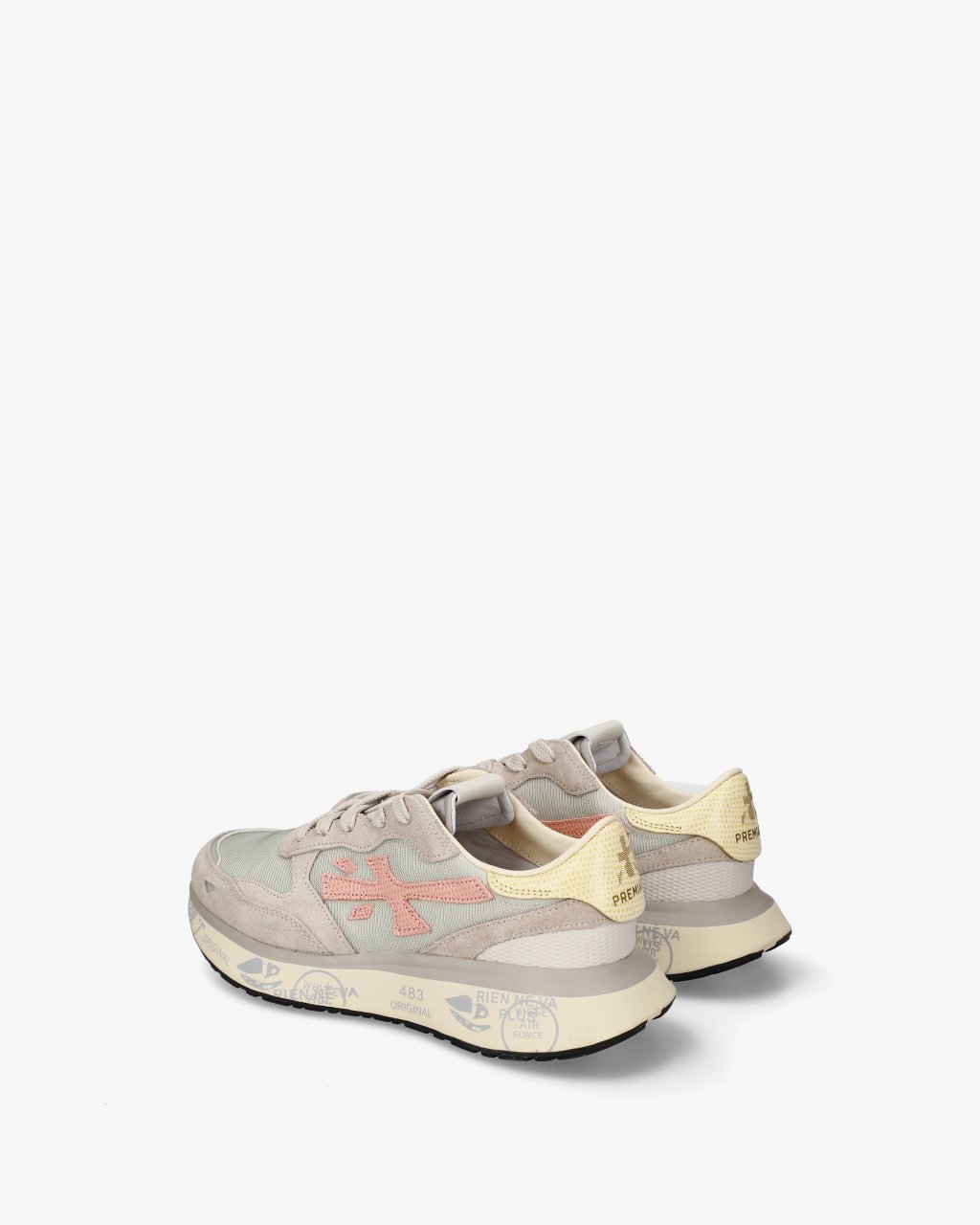 LAURYN IN LIGHT GREY