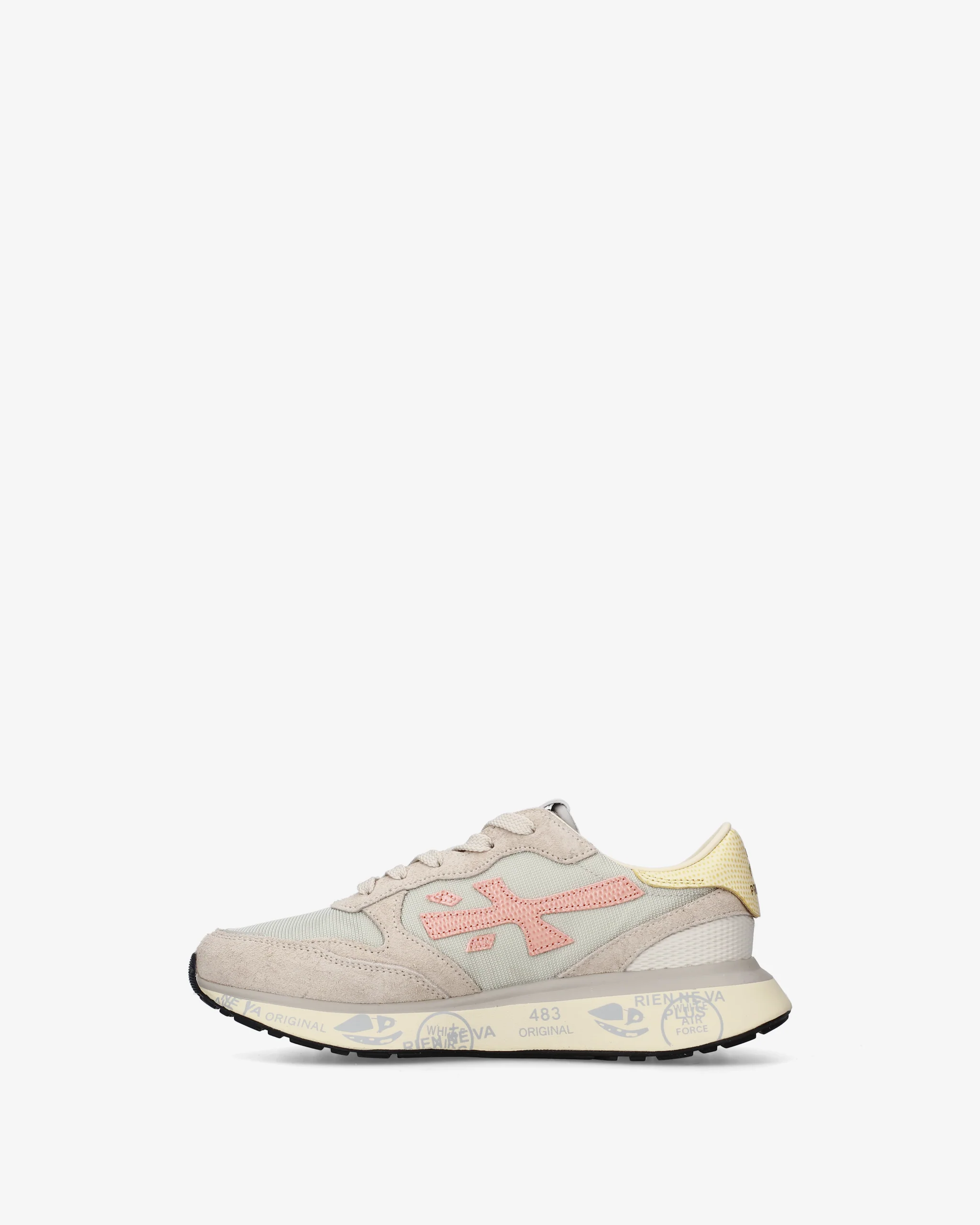 LAURYN IN LIGHT GREY