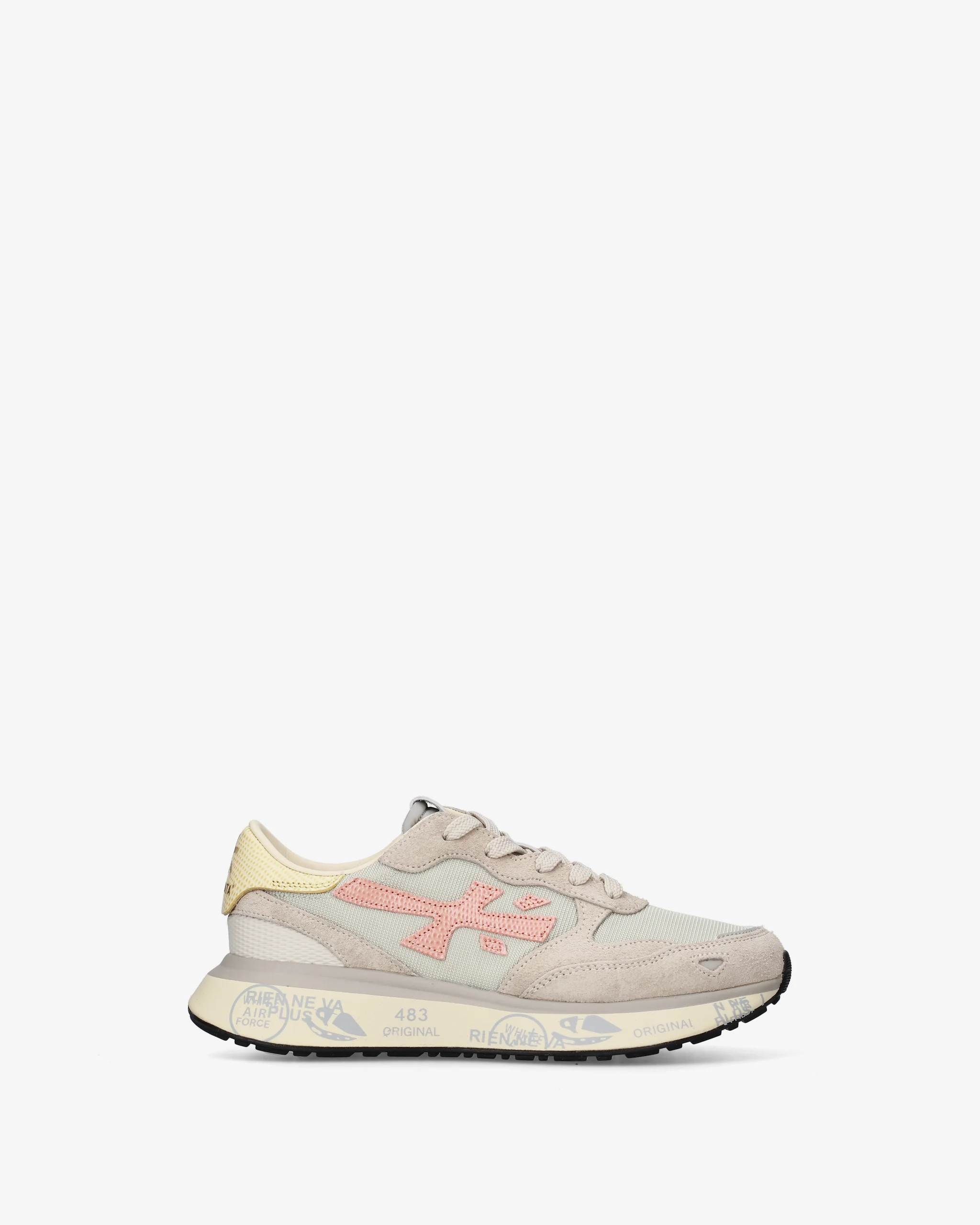 LAURYN IN LIGHT GREY