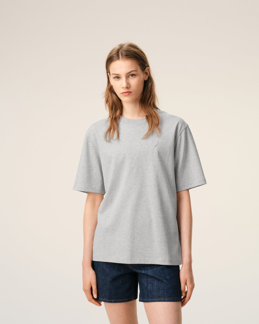 QUOTA -BIG ADC EMBOSSED TSHIRT IN HEATHER ASH GREY