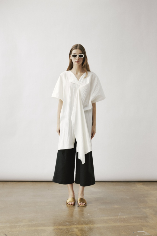 AVANA PLEAT MIDI DRESS IN WHITE 