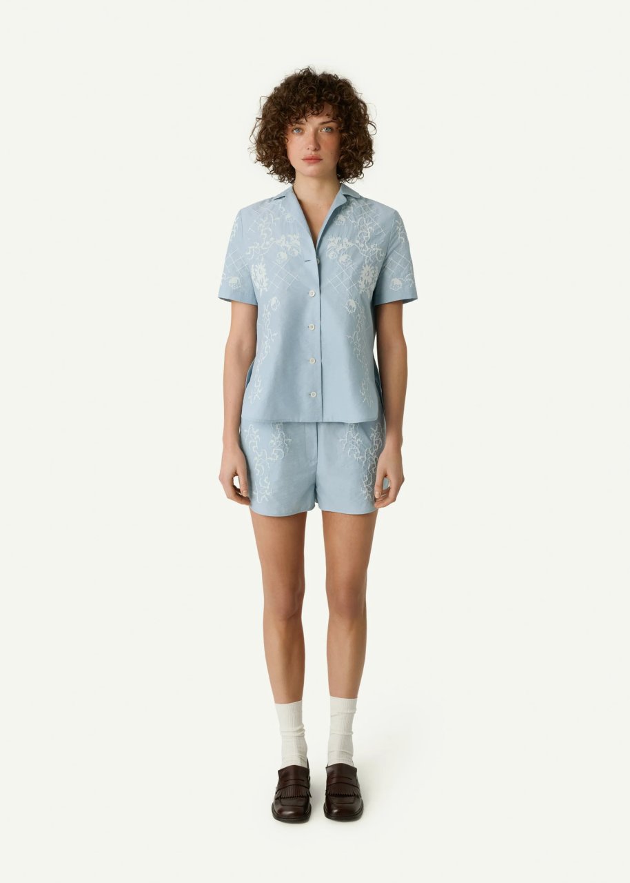 SHORTS WITH TYN EMBROIDERY