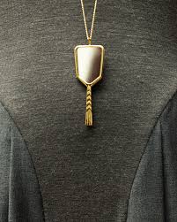  MIRROR PENDANT IN GOLD