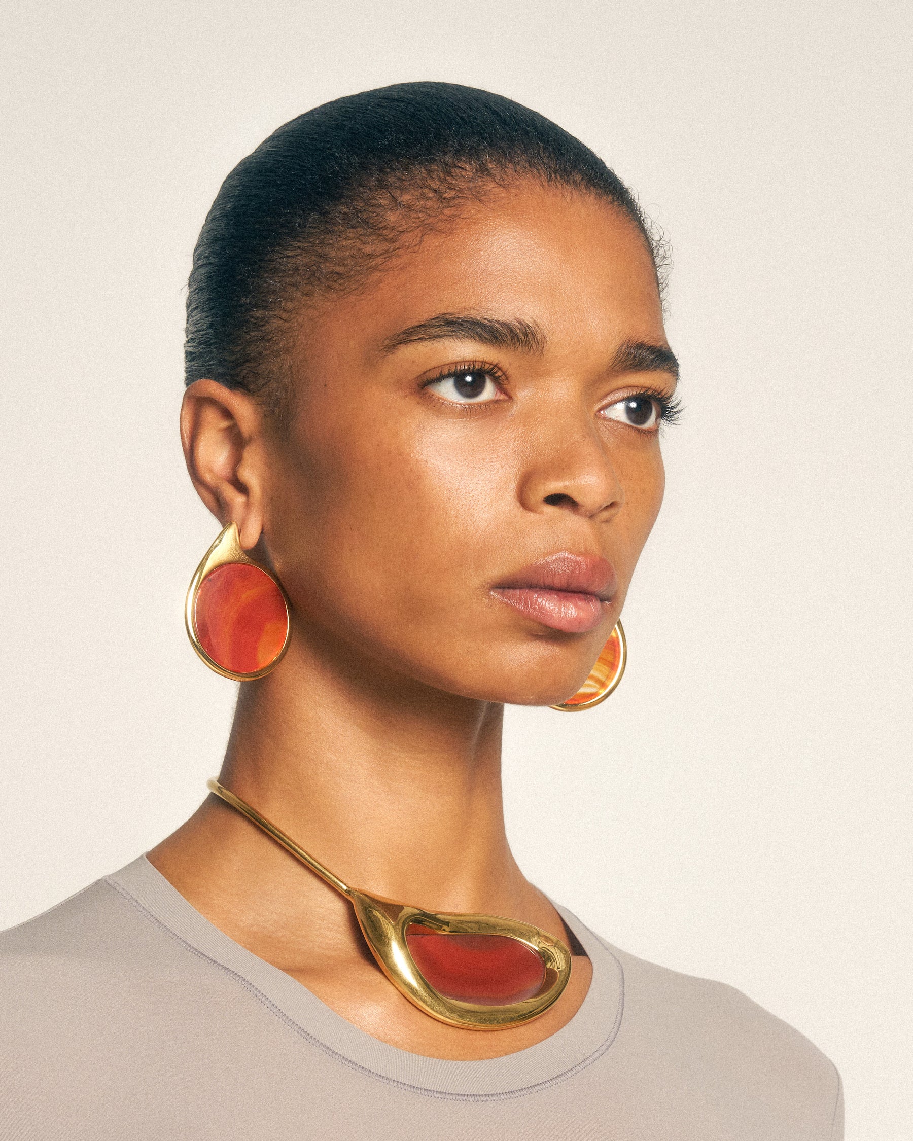 DUSK CHOKER 