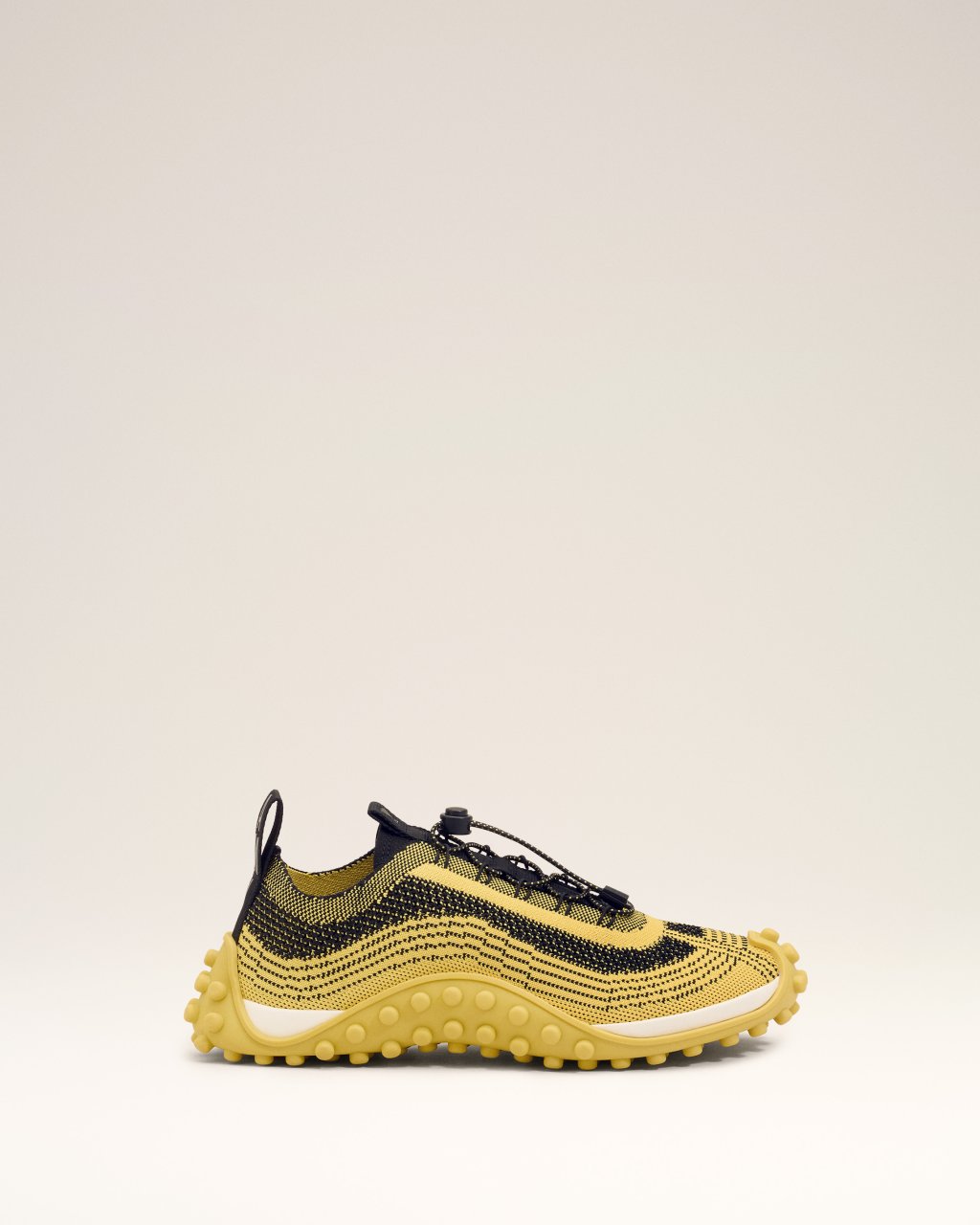 MIRAGE SNEAKERS IN JAUNE PASTEL/NOIR