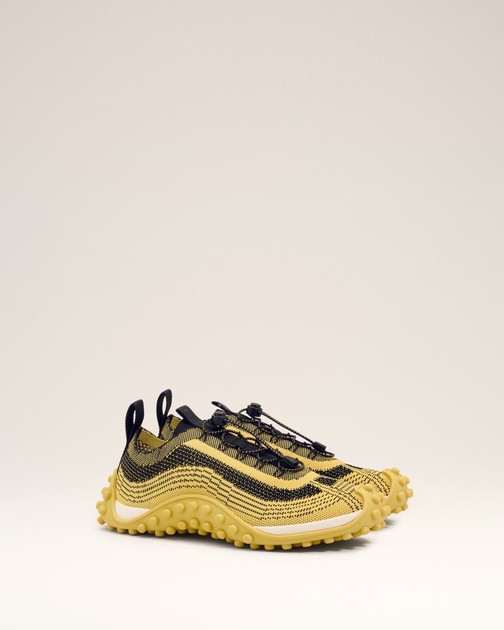 MIRAGE SNEAKERS IN JAUNE PASTEL/NOIR
