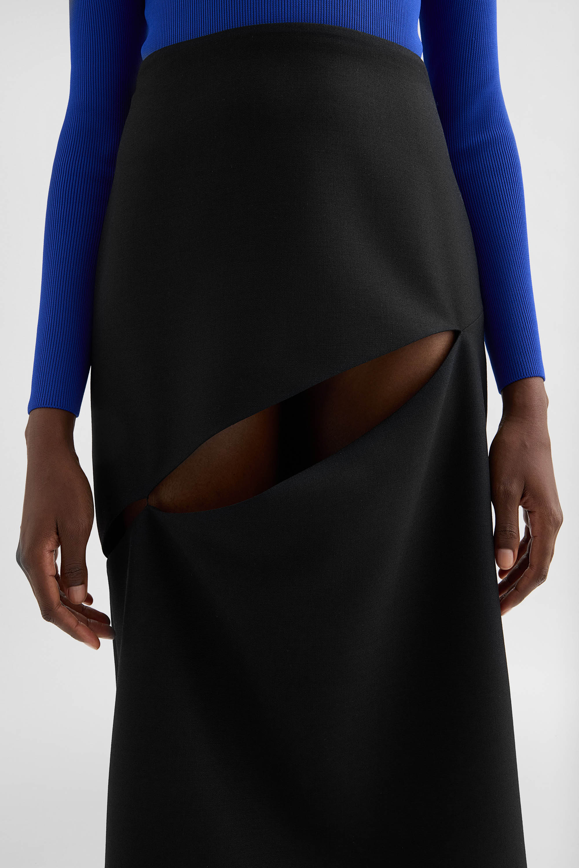SKIRT 131 IN BLACK 