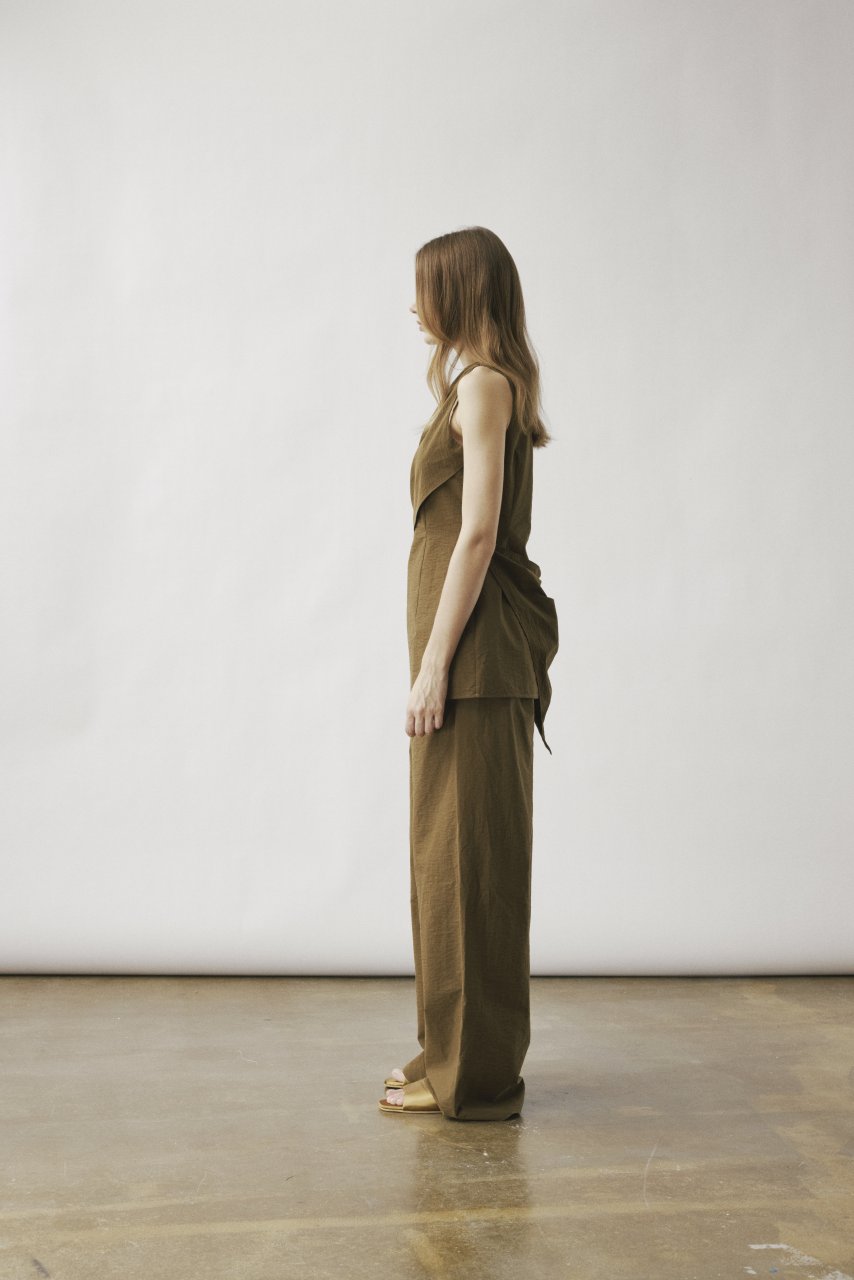 CILLA ONE SHOULDER TOP IN MOSS 