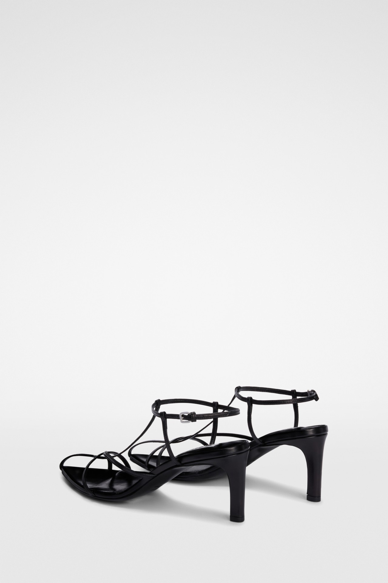SANDAL BLACK